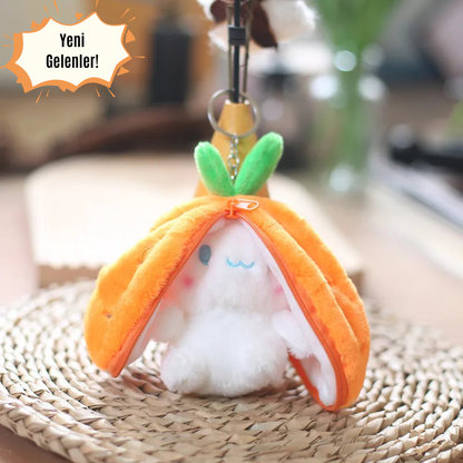 🌈 Meyve Kostümlü Peluş Anahtarlık – Şirin Tavşan Sürprizi 🐰🍓🍍🍊🍇